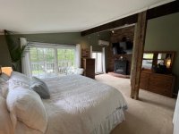 247 Crestway