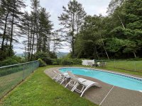 247 Crestway
