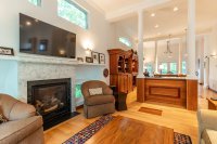 11A College Hill