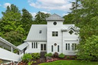 11A College Hill