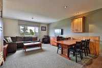 228 East Mountain