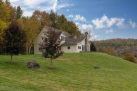 587 College Hill