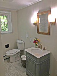 2127 E Woodstock