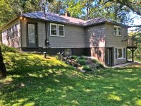 2127 E Woodstock