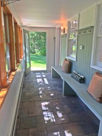 2127 E Woodstock