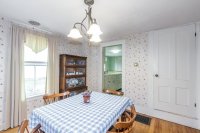 1176 W Woodstock
