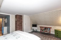 1176 W Woodstock