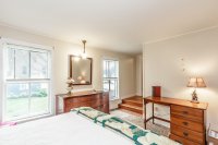 1176 W Woodstock