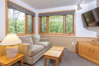 118 High Ridge