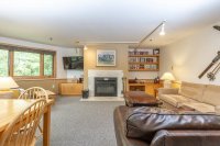118 High Ridge