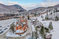 73 Alpine Pico Village