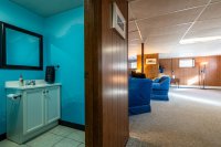 4662 West Woodstock