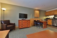 228 East Mountain