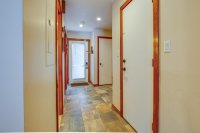 524 East Mountain