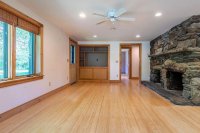 19 Broad Brook