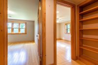 19 Broad Brook