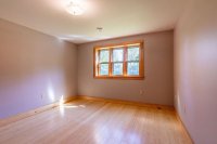 19 Broad Brook