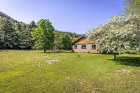 19 Broad Brook