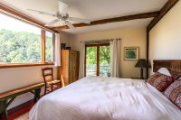 1106 Church Hill