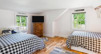 819 Pomfret