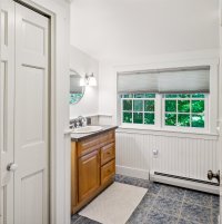 819 Pomfret