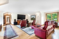 115 Eastman