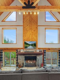 436 River View