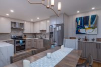 934 East Ash Ledges