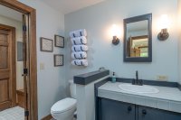 934 East Ash Ledges