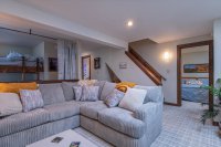 934 East Ash Ledges