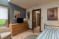 934 East Ash Ledges