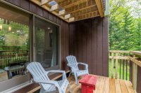 934 East Ash Ledges
