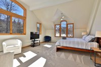426 Roaring Brook