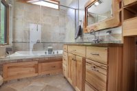 426 Roaring Brook