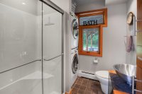 426 Roaring Brook