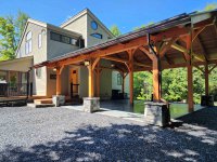 426 Roaring Brook