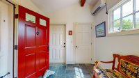 1074 N Hollow