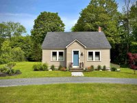 1613 West Woodstock