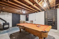 1613 West Woodstock