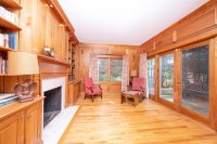 598 East Woodstock