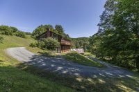 616 Rose Hill