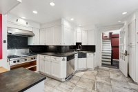 1522 Barnard