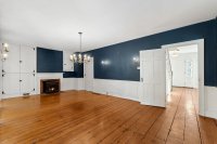 1522 Barnard