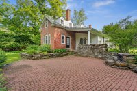 1522 Barnard
