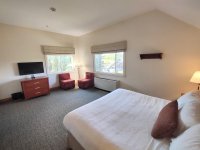 228 East Mountain
