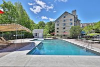 135 E Mountain