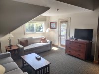 228 East Mountain