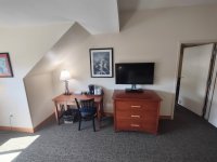 228 East Mountain