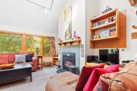 114 High Ridge