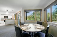 118 High Ridge
